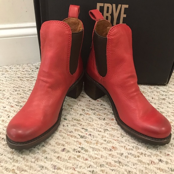 🆕 FRYE red leather sabrina heel ankle boot bootie - Picture 3 of 7